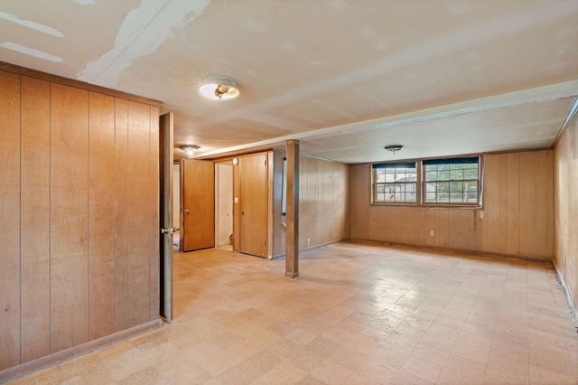 2002 Obrien Dr, Murfreesboro, TN 37130