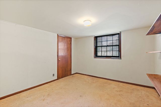 2002 Obrien Dr, Murfreesboro, TN 37130