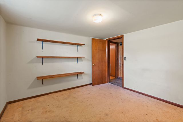 2002 Obrien Dr, Murfreesboro, TN 37130