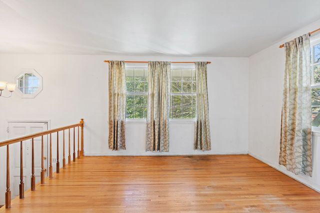 2002 Obrien Dr, Murfreesboro, TN 37130