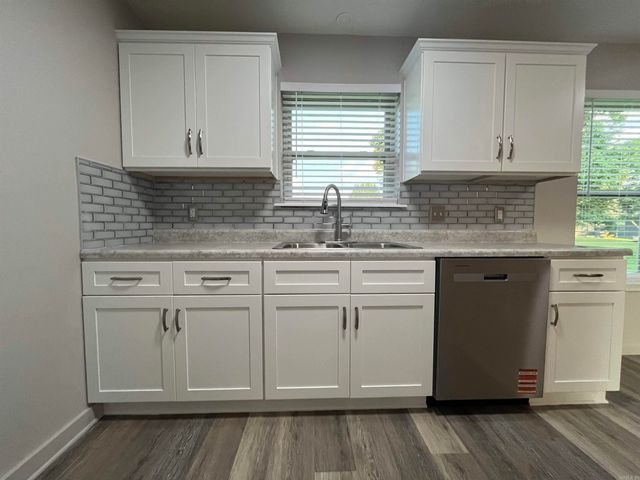 517 Pleasant Drive, Lonoke, AR 72086