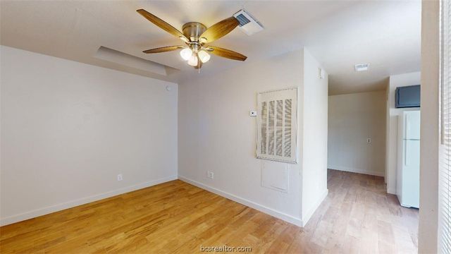 725 Peppertree Drive 13, Bryan, TX 77801