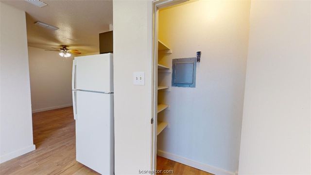 725 Peppertree Drive 13, Bryan, TX 77801