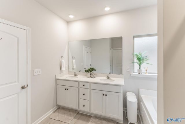 22584 Regent Drive, Athens, AL 35613