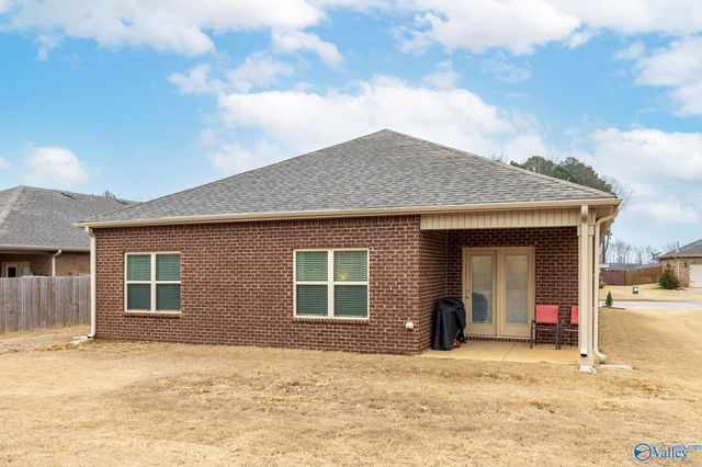 22584 Regent Drive, Athens, AL 35613