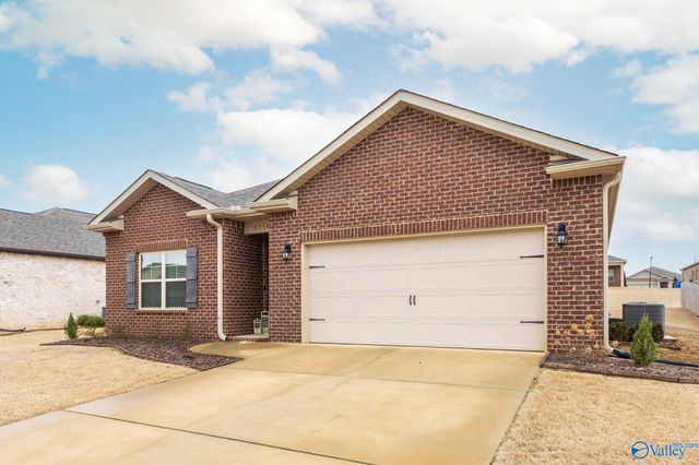 22584 Regent Drive, Athens, AL 35613