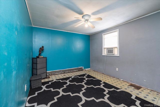 28 Harrison Avenue, Freeport, NY 11520