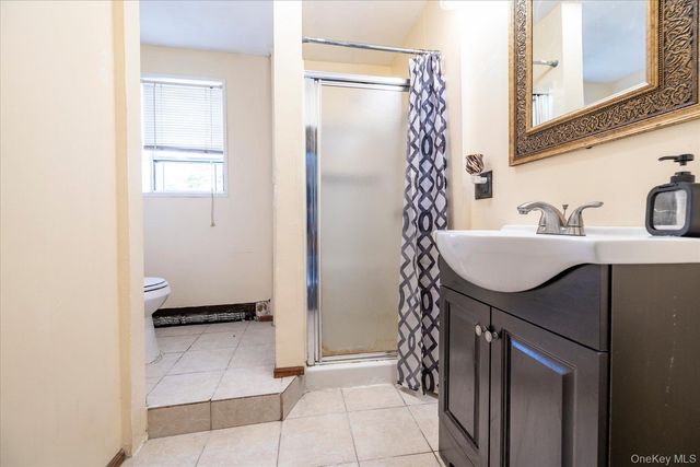 28 Harrison Avenue, Freeport, NY 11520