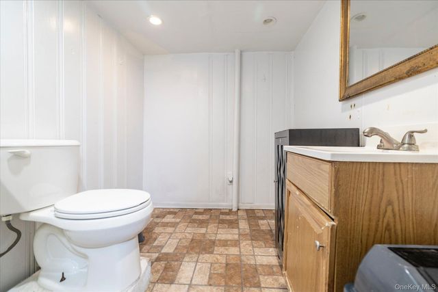 28 Harrison Avenue, Freeport, NY 11520