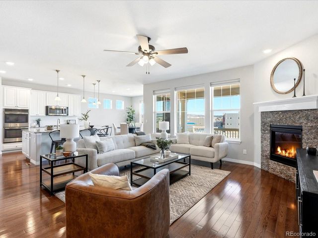 3058 Leafdale Dr, Castle Rock, CO 80109