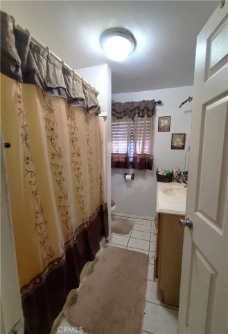 3602 Randolph, Bell, CA 90201