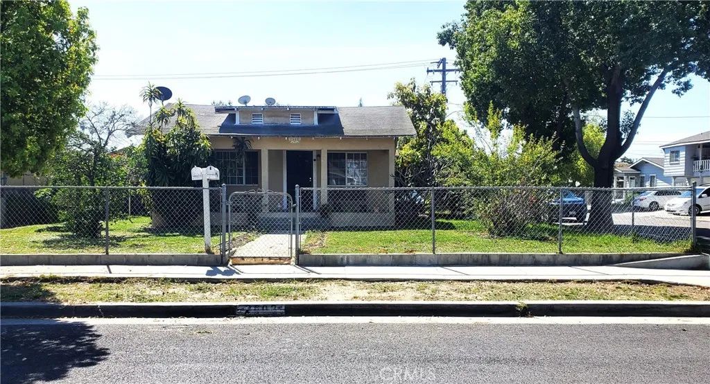 3602 Randolph, Bell, CA 90201