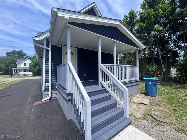120 E 32nd Street, Lorain, OH 44055