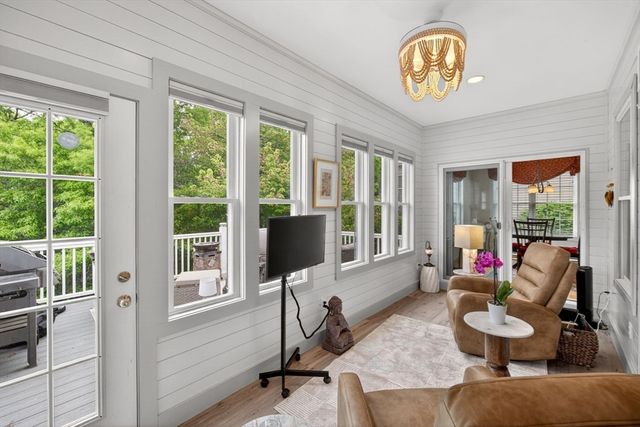 28 Cottage Cove, Plymouth, MA 02360