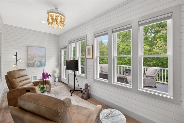 28 Cottage Cove, Plymouth, MA 02360