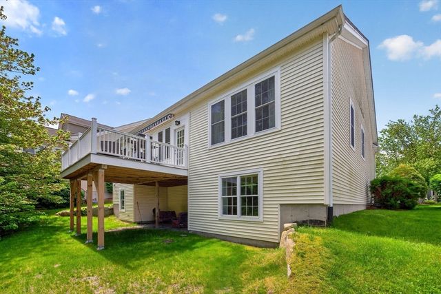 28 Cottage Cove, Plymouth, MA 02360
