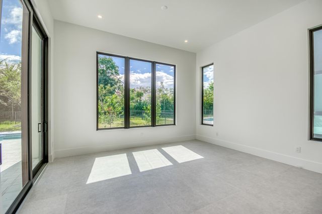 18481 Symphony Court, Jupiter, FL 33458