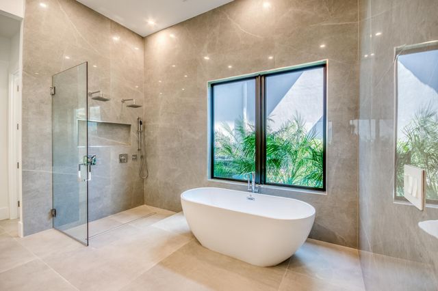 18481 Symphony Court, Jupiter, FL 33458