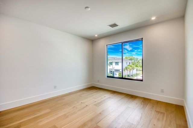 18481 Symphony Court, Jupiter, FL 33458