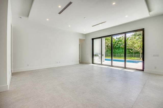 18481 Symphony Court, Jupiter, FL 33458