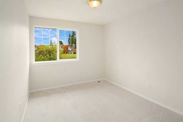523 Redmond Place NE, Renton, WA 98056