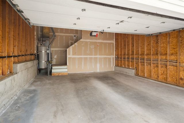523 Redmond Place NE, Renton, WA 98056