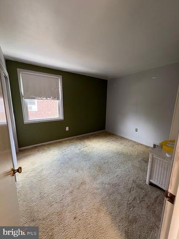 587 WANAMAKER RD, Jenkintown, PA 19046