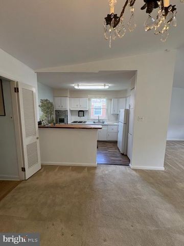 587 WANAMAKER RD, Jenkintown, PA 19046