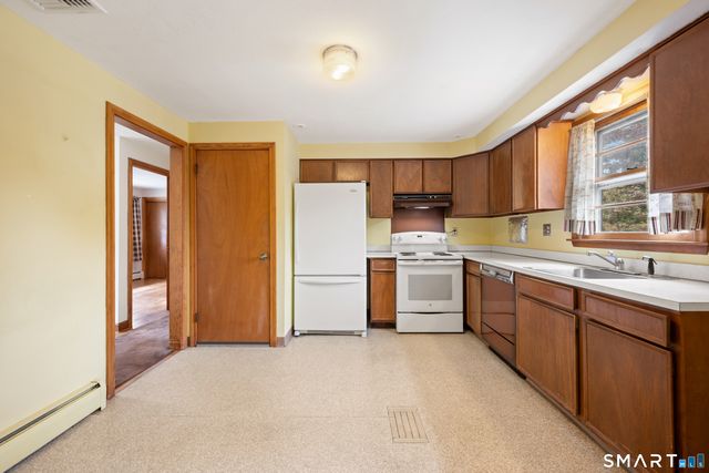 203 Fairlane Drive, Wethersfield, CT 06109