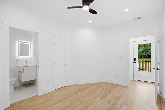 4605 Belmont Avenue 101, Dallas, TX 75204