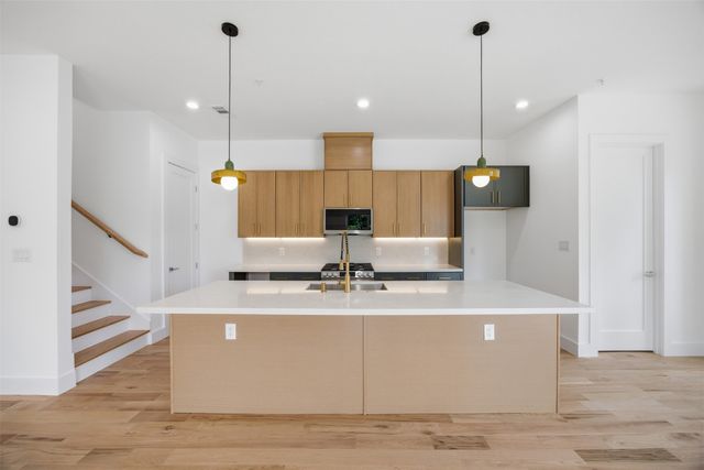 4605 Belmont Avenue 101, Dallas, TX 75204