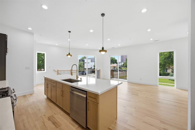4605 Belmont Avenue 101, Dallas, TX 75204