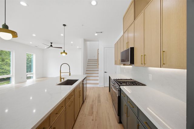 4605 Belmont Avenue 101, Dallas, TX 75204