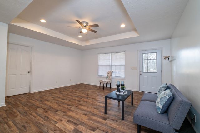 117 Carter Blake Rd, Tullahoma, TN 37388