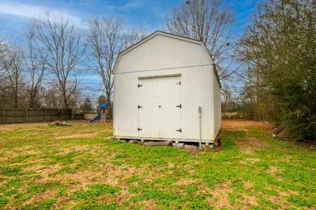 117 Carter Blake Rd, Tullahoma, TN 37388