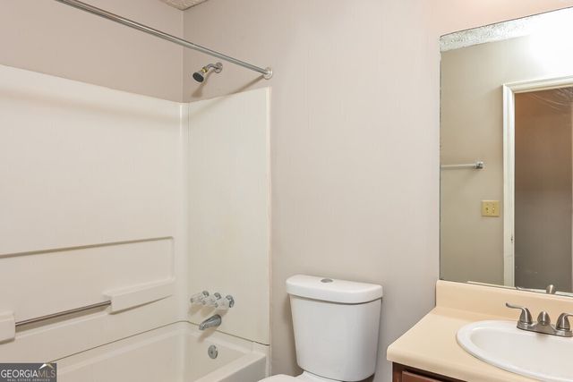 5492 Mallard Trail, Lithonia, GA 30058