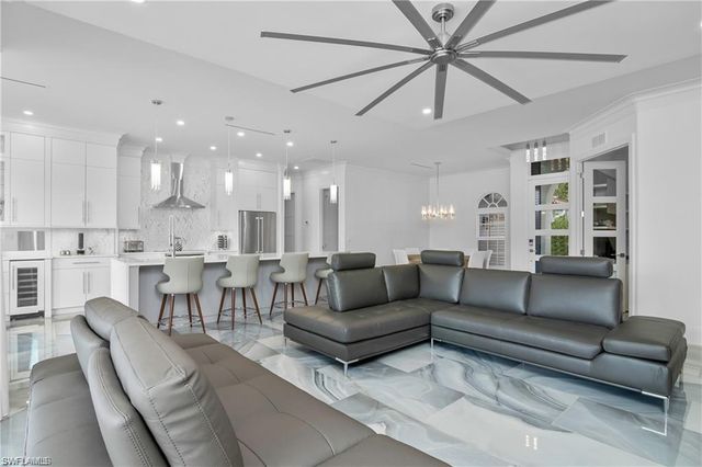 8967 Lely Island CIR, Naples, FL 34113