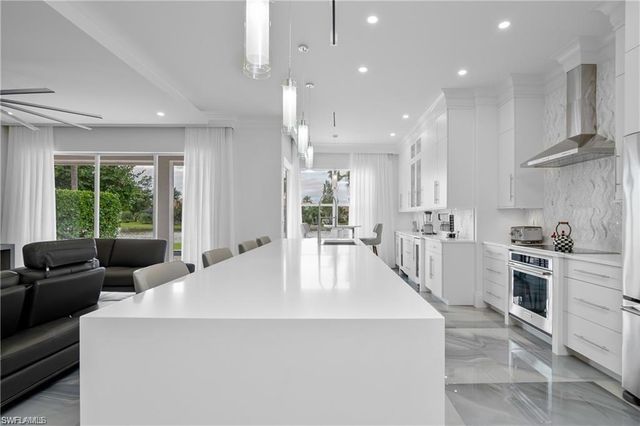 8967 Lely Island CIR, Naples, FL 34113