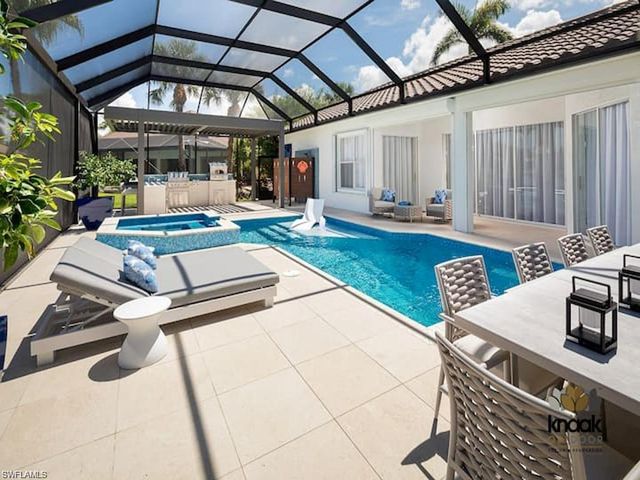 8967 Lely Island CIR, Naples, FL 34113