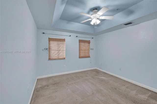 100 Jacaranda Country Club Dr 203, Plantation, FL 33324