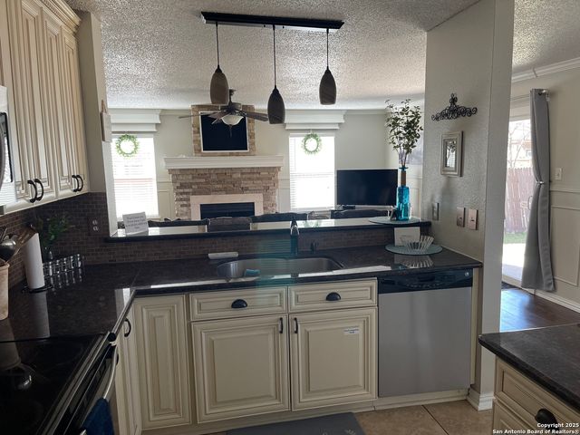 5519 Park Lk, San Antonio, TX 78244