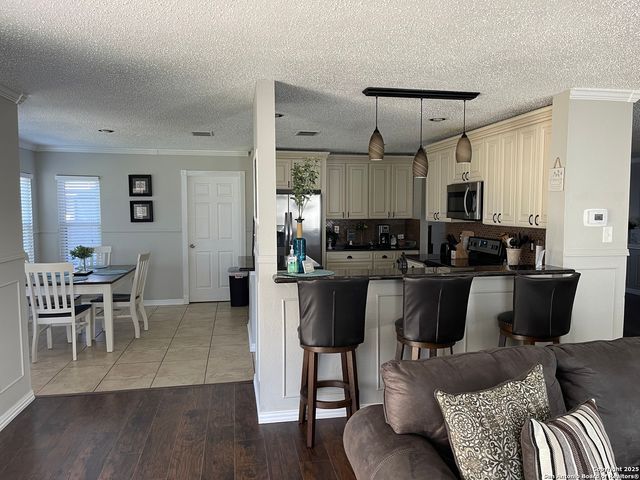 5519 Park Lk, San Antonio, TX 78244