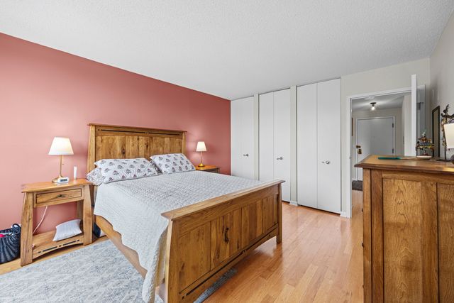 1110 Grove Street 4j, Downers Grove, IL 60515