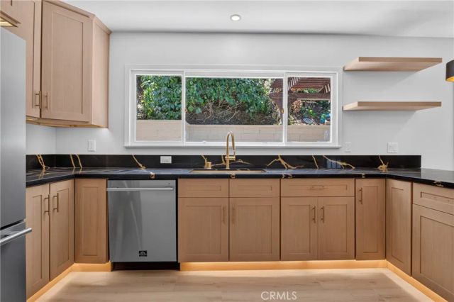 3370 Coy, Sherman Oaks, CA 91423