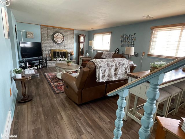 39308 Farmhill Drive, Sterling Heights, MI 48313