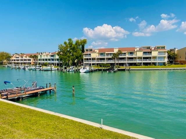 542 PLAZA SEVILLE COURT 78, Treasure Island, FL 33706