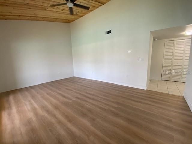 542 PLAZA SEVILLE COURT 78, Treasure Island, FL 33706