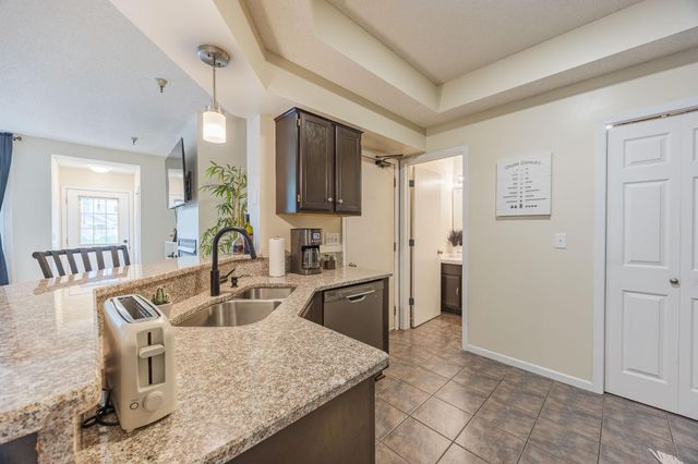 18126 Settlers Way, Eden Prairie, MN 55347