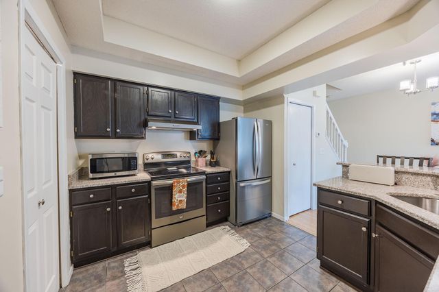 18126 Settlers Way, Eden Prairie, MN 55347