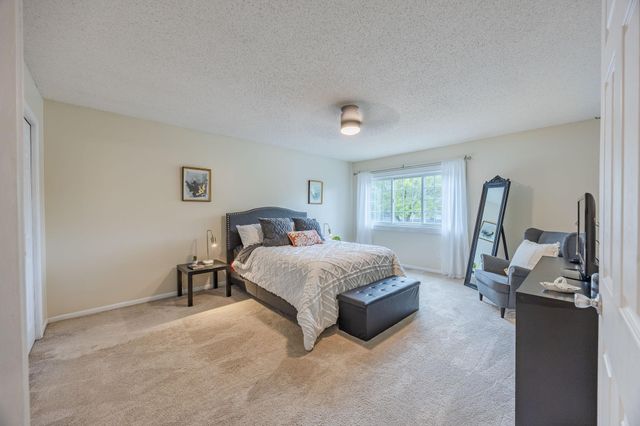 18126 Settlers Way, Eden Prairie, MN 55347